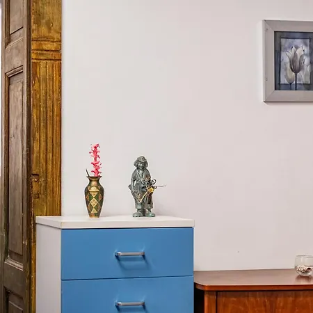 Apartment Charming Aquamarine Getaway Varna