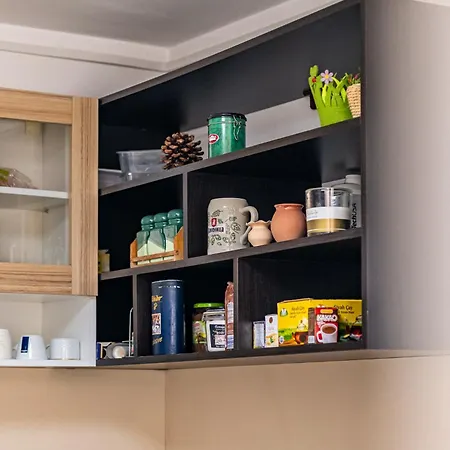 Charming Aquamarine Getaway Apartment Varna